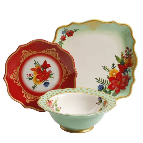 Pioneer Woman Dinnerware Set | Best Mother's Day Gifts You Can Buy at ...