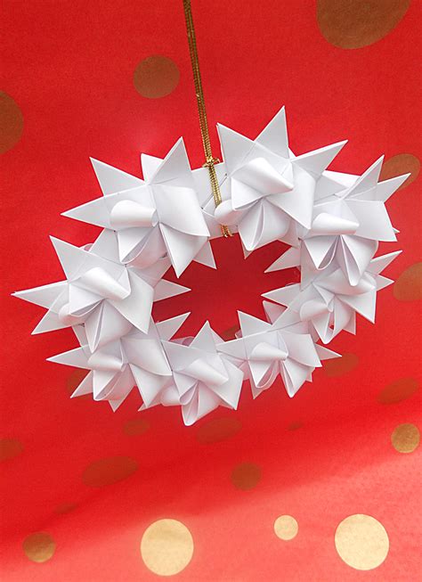 mas origami: Corona de Navidad