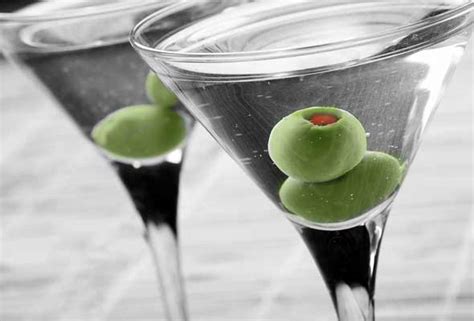 Classic Martini – Leite's Culinaria