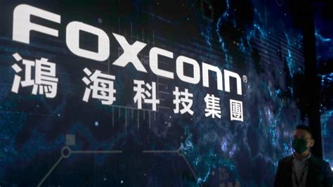 Foxconn's Indian Venture Faces Cultural & Operational Hurdles ...