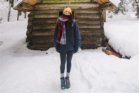 15 Best Cold Weather Pants for Winter Travel