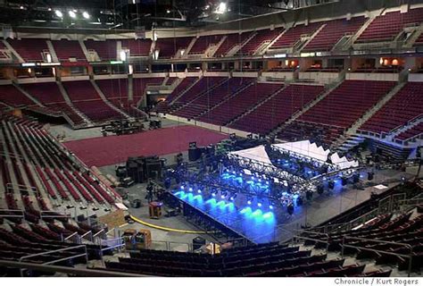 Fresno arena -- Bulldogs, Bocelli / Huge venue debuts with opera star's ...