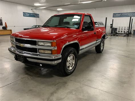 1995 Chevrolet Silverado 1500 | 4-Wheel Classics/Classic Car, Truck, and SUV Sales