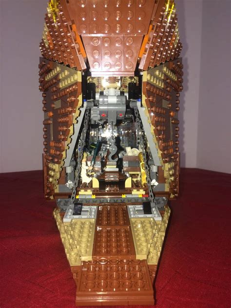 Lego UCS Jawa Sandcrawler- open front by Talaeladar on DeviantArt