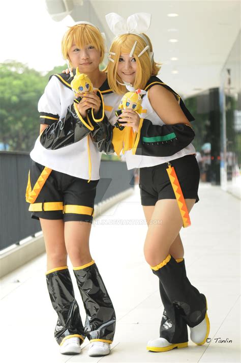 Cosplay-Rin n Len Kagamine by tanlin on DeviantArt