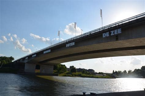 Nelson Mandelabrug Arnhem #arnhem #bridge #netherlands #city #rijn #river