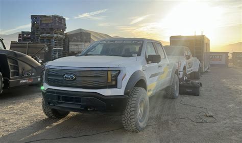 Modified Saleen Ford F-150 Lightning appears at historic off-road race