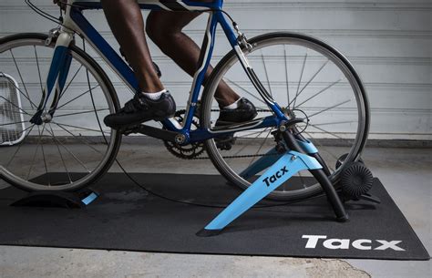 FIRST LOOK: TACX BOOST INDOOR TRAINER – Road Bike Action