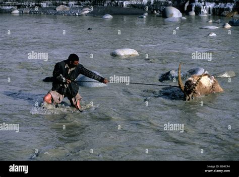 Wakhi people hi-res stock photography and images - Alamy