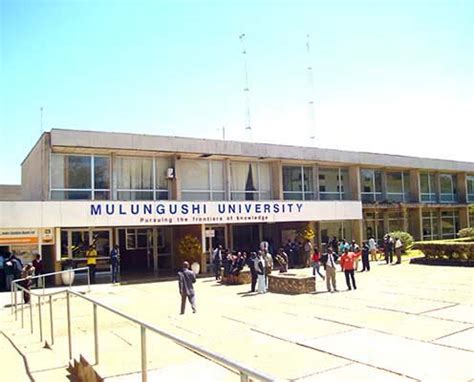 Zambia : DEC arrests 2 Mulungushi university students for drug trafficking