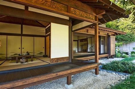 34 Fabulous Japanese Traditional House Design Ideas - MAGZHOUSE