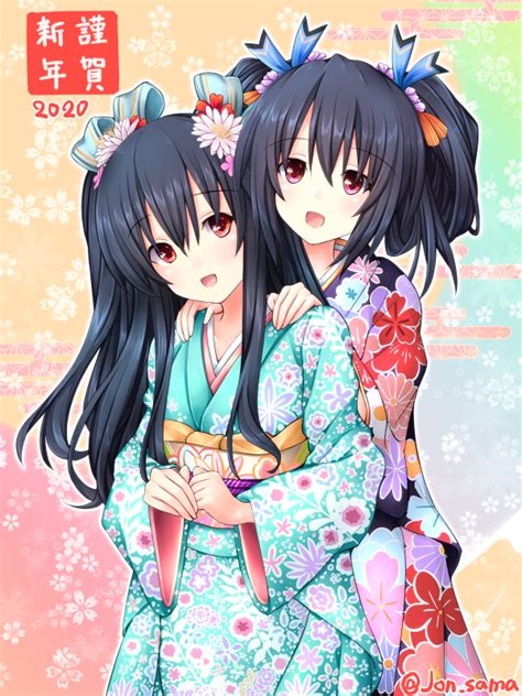 Noire and Uni having quality sibling time on New Year's Eve : r/gamindustri