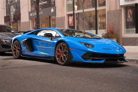 Lamborghini Aventador SVJ in Nila Blu : r/carporn