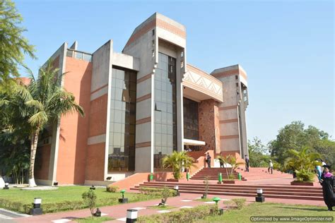 IIM Calcutta- Ranking, Admissions 2025, Placements