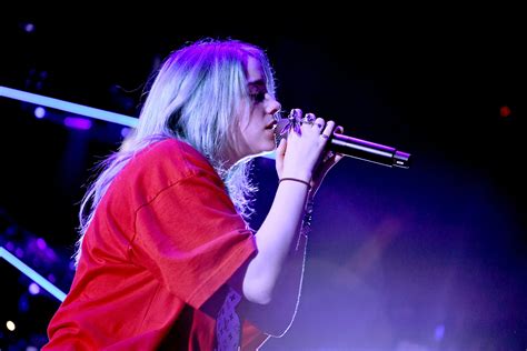 When Is The Next Billie Eilish Concert? Singer Announced North American Tour Ahead of Debut ...