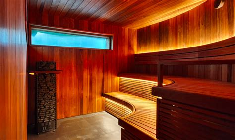 Health benefits of authentic Finnish sauna bathing