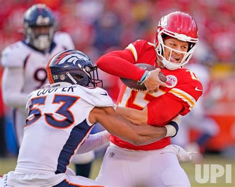 Photo: Kansas City Chiefs vs Denver Broncos in Kansas City ...