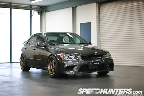 Toyota Altezza Modified - amazing photo gallery, some information and specifications, as well as ...