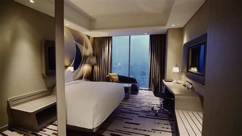 Guest Rooms at DoubleTree by Hilton Hotel Jakarta - Diponegoro - YouTube