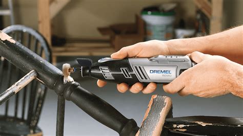 DREMEL® 8220 Cordless Tools | Dremel