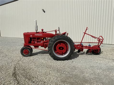 1948 Farmall M with 3-Bottom Disc Plow for Sale at Auction - Mecum Auctions