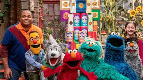 Imagination Blooms with New 'Sesame Street' Episodes in April - The Toy Insider