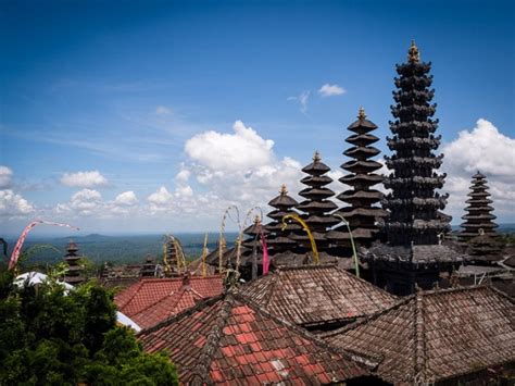 Pura Besakih Bali - Indonesia Travel Guide