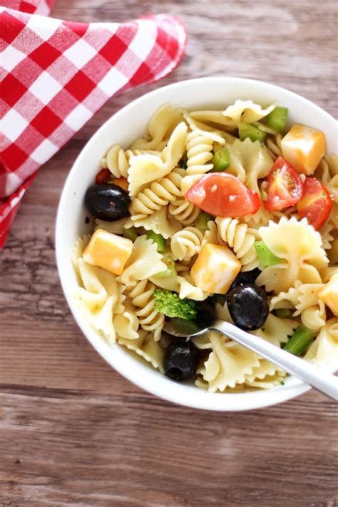 Italian Style Pasta Salad - Recipes Worth Repeating