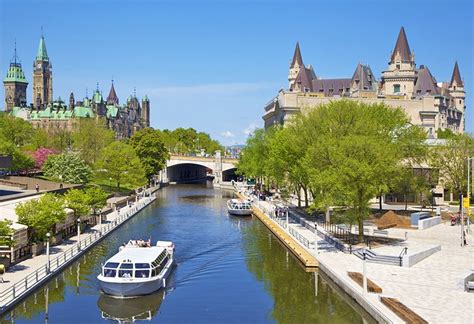 Exploring the Historic Rideau Canal in Ottawa: 4 Top Things to Do ...