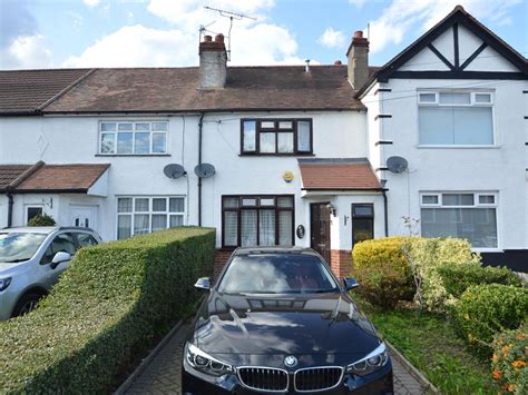 3 bed terraced house for sale in Chipstead Valley Road, Coulsdon CR5 ...