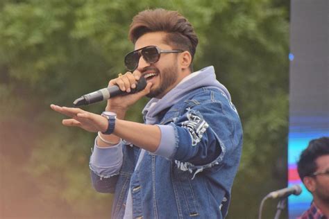 Top 10 Best Punjabi Singers to Rock Your Parties and Playlists (2024)