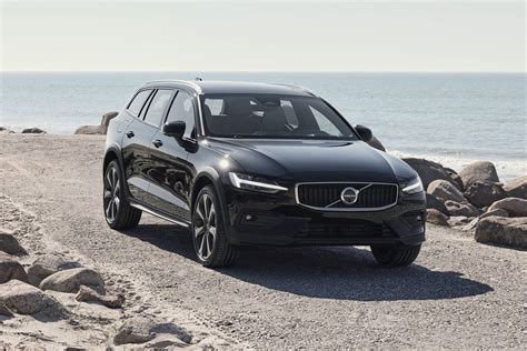 2023 Volvo V60 Cross Country Prices, Reviews, and Pictures | Edmunds