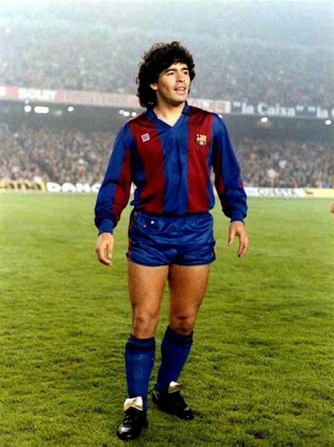 Diego Maradona of Barcelona in 1983. . #soccerdrills | Barcelona football, Diego maradona, World ...