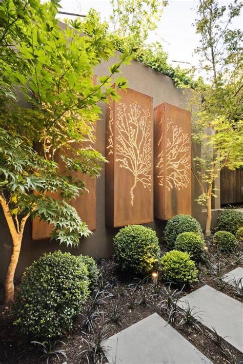 5 x Contemporary Square Garden Ideas