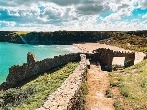 How To Visit Barafundle Bay Beach In Pembrokeshire (2024) - Stackpole ...