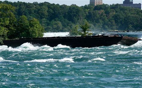 Boat Stuck at Niagara Falls Finally Breaks Loose After 101 Years