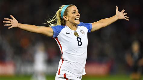 World Cup: Julie Ertz's husband, Eagles tight end Zach to cheer her on