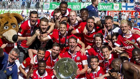 Eredivisie title 2015-16: PSV Eindhoven wins, Ajax slips up final day | Daily Telegraph