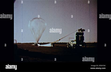 Weather balloon experiment Stock Videos & Footage - HD and 4K Video Clips - Alamy