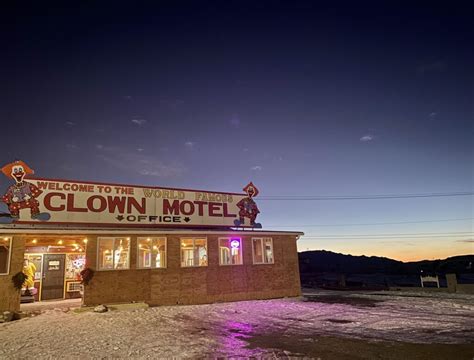 In the American West, a Clown Motel and a Cemetery Tell a Story of ...