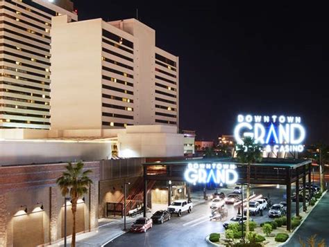 Downtown Las Vegas | Hotels, Restaurants & Things to Do