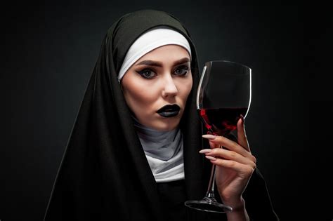 Wallpaper ID: 768480 / nun, hand, makeup, girl, Karina, face, wine, look, Евгений Дёгтев, glass ...