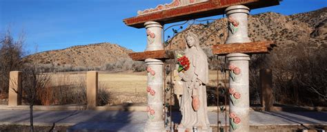 Everything You Need To Know About The El Santuario De Chimayo | Casa Escondida Bed & Breakfast