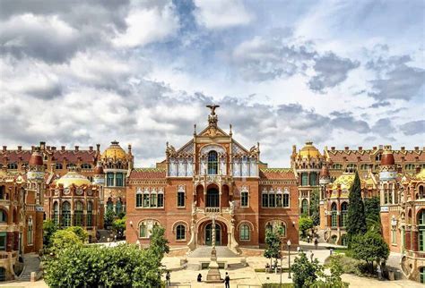 Barcelona's Hospital de Sant Pau: an Art Nouveau Landmark - Lions in ...