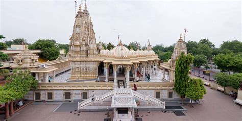 Swaminarayan Mandir Ahmedabad (Timings, History, Entry Fee, Images ...