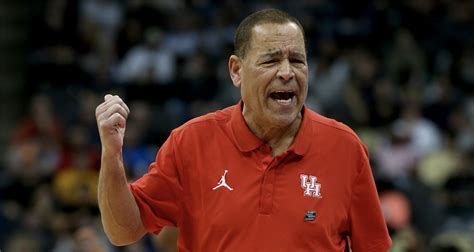 Houston Cougars basketball coach Kelvin Sampson interviews for Milwaukee Bucks vacancy, per report