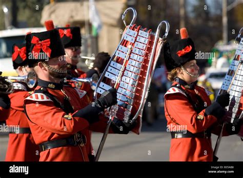 Marching band xylophone hi-res stock photography and images - Alamy