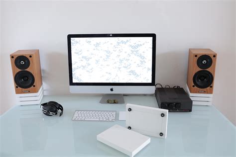 DIY desktop speaker stands : r/BudgetAudiophile