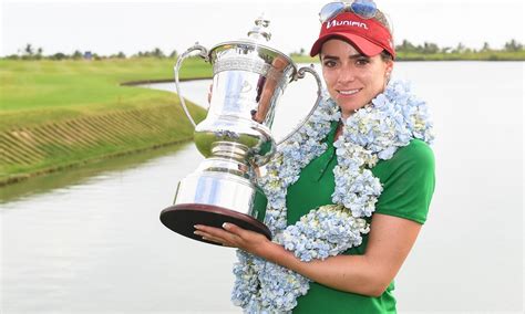 Gaby Lopez outlasts World No. 1 for 1st LPGA win