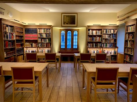 Lower Library Reading Room, Merton College, Oxford - dpa lighting ...